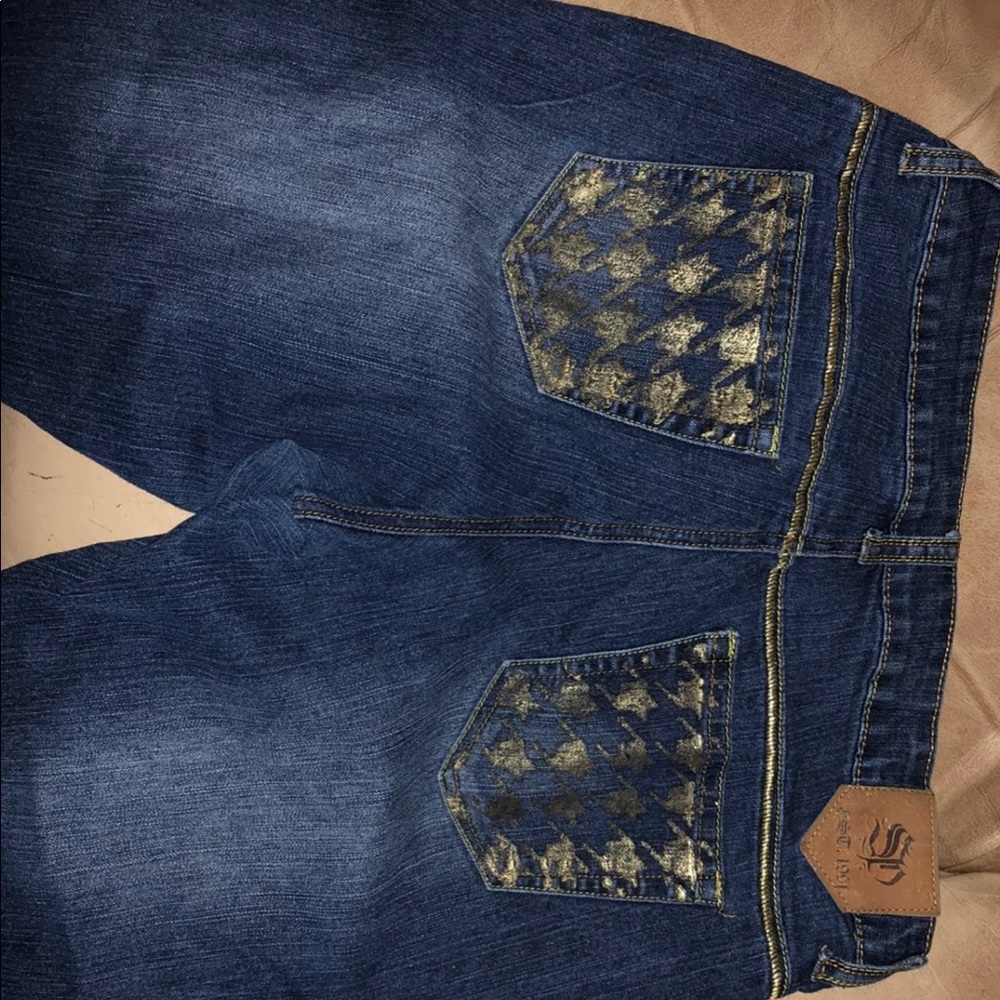 SOLD!!! Size 16 South Pole Capri’s
